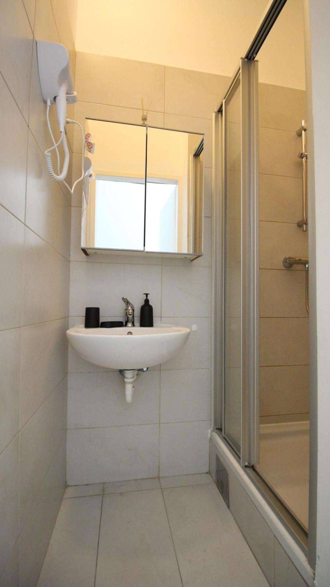 Cozy Rooms In Pragerstrasse เวียนนา ภายนอก รูปภาพ
